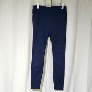 Navy blue yoga leggings
